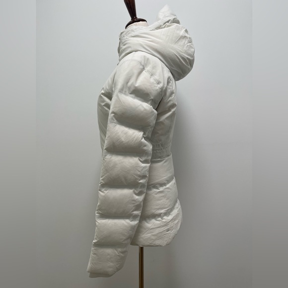 Lululemon StretchSeal Sleet Street Jacket, Natural Ivory, 0 - Picture 6 of 15